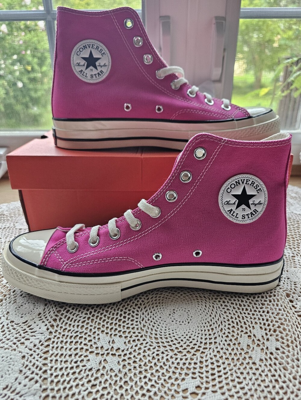 Converse Chuck 70 Hi Lucky Pink/Egret/Black 9 Men's, 11 Women's NEW